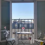 Cocon Tres Lumineux En Plein Coeur De Paris